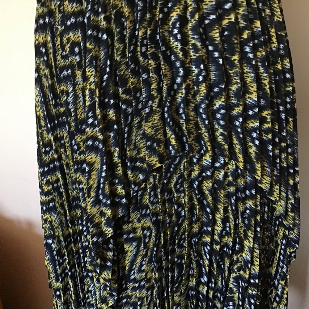 ALC 100% Silk Asymmetric Accordion Pleated Dress SZ 4 - Picture 4 of 6